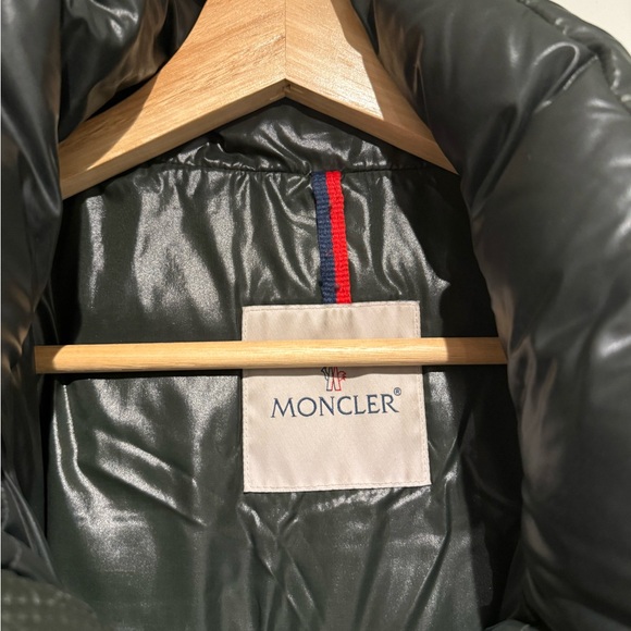 Moncler Maya Down Jacket Size 2 ( Medium) Men’s - Picture 5 of 10